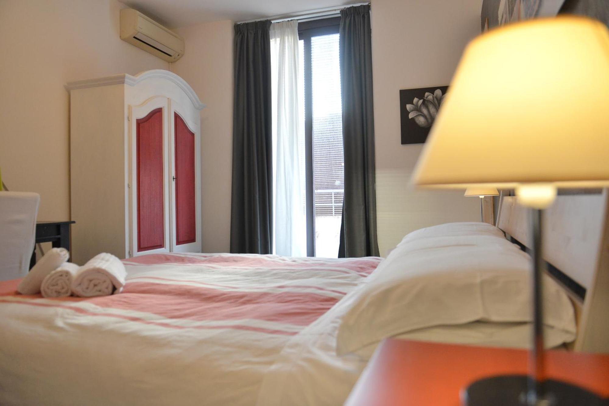 Residenza Del Turista Bed & Breakfast Catania Bagian luar foto